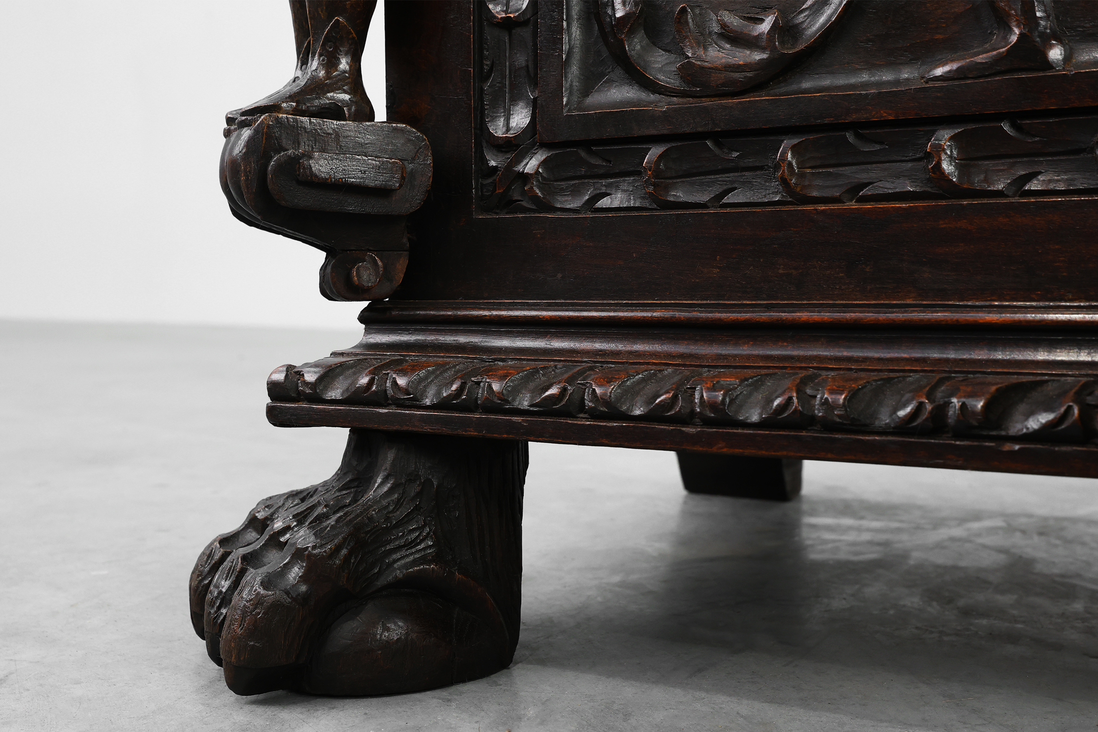 French Neo‑Renaissance Oak Blanket Chest, 19th Centurythumbnail